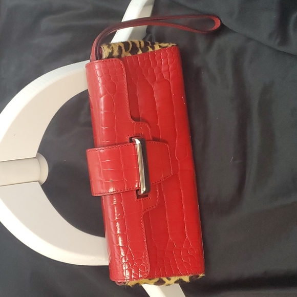 Adrianne Vitadinni Red Leopard Print Small Handbag - Picture 1 of 9